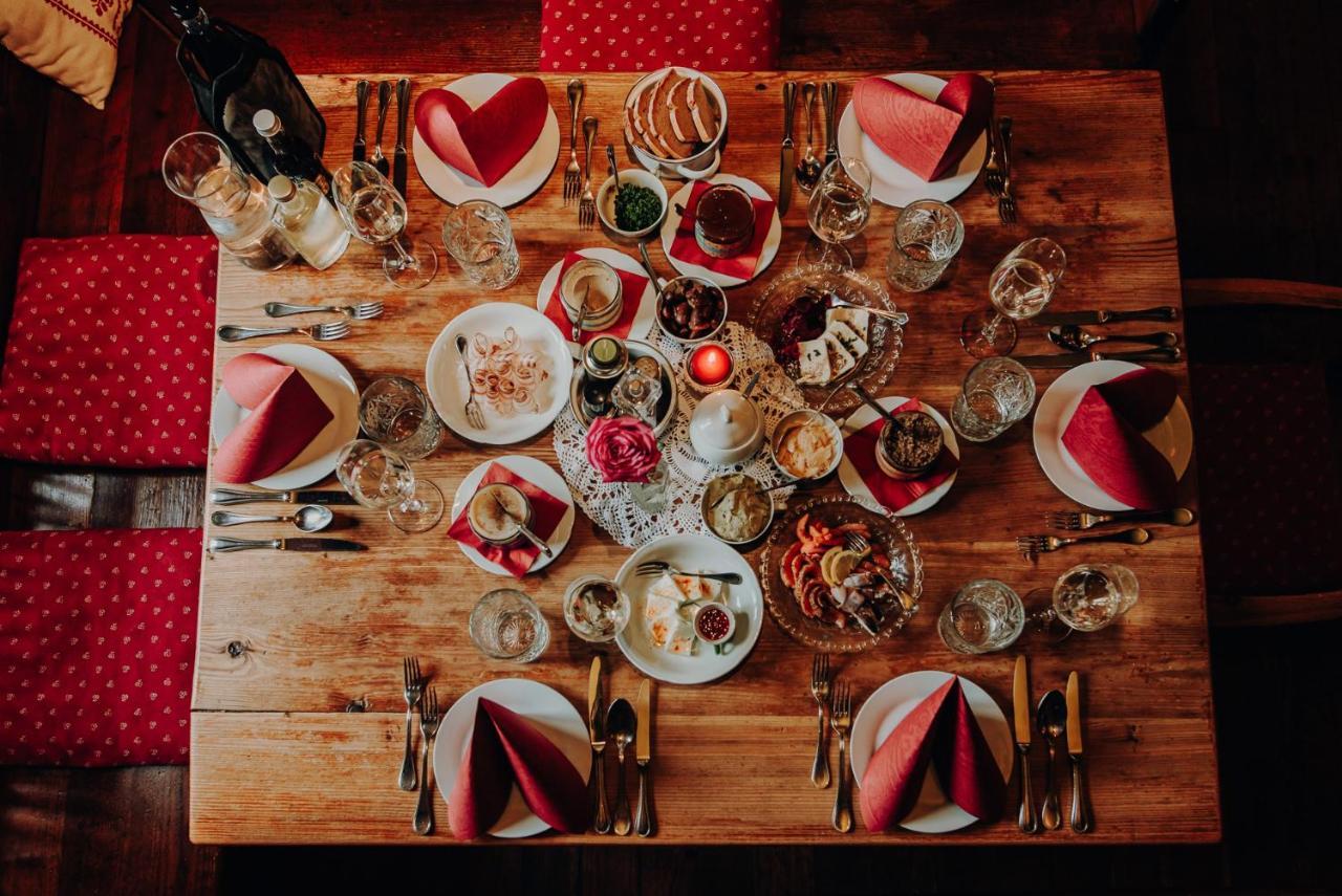 Der Eberhard - Wohnen & Essen Bei Ilse Otel Sankt Michael in Obersteiermark Dış mekan fotoğraf